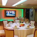 Emir Royal 4*