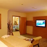 Hotel Emir Royal 4*