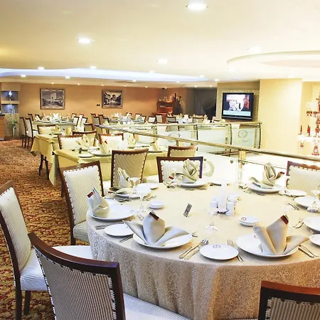 Emir Royal 4*
