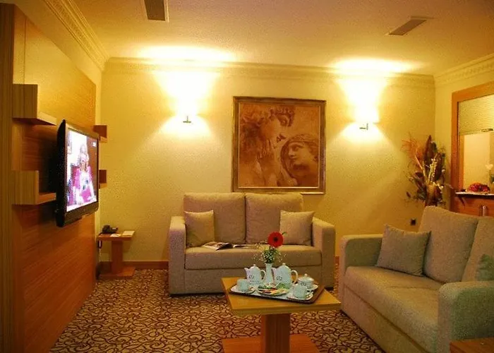 Emir Royal 4* Adana